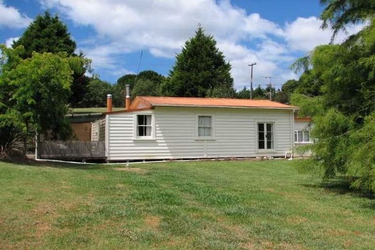 Photo of property in 44 Waimate North Road, Kerikeri, 0293