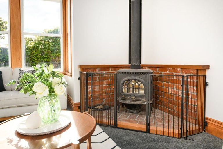 Photo of property in 70 Linton Street, West End, Palmerston North, 4410