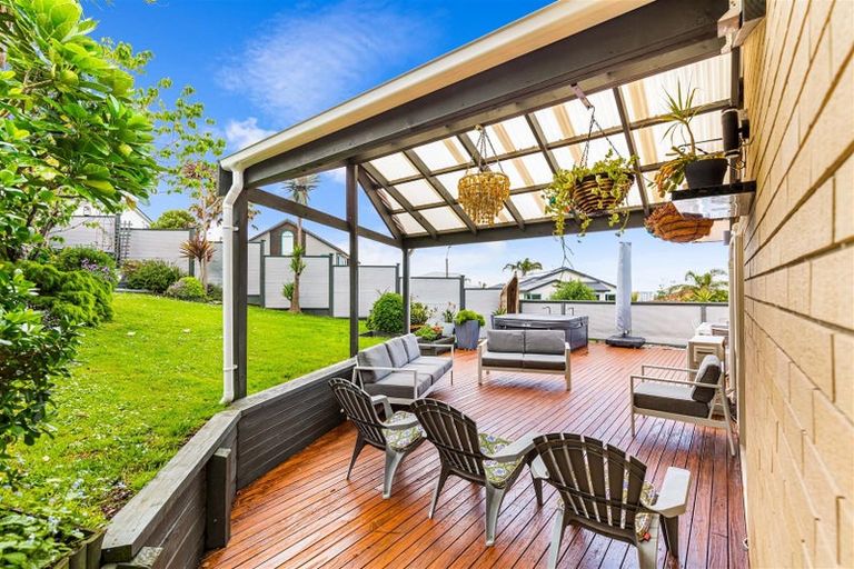 Photo of property in 3 Ascot Way, Orewa, 0931