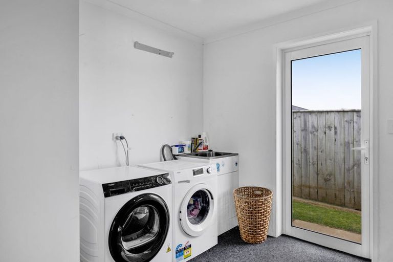 Photo of property in 42 County Drive, Hawera, 4610