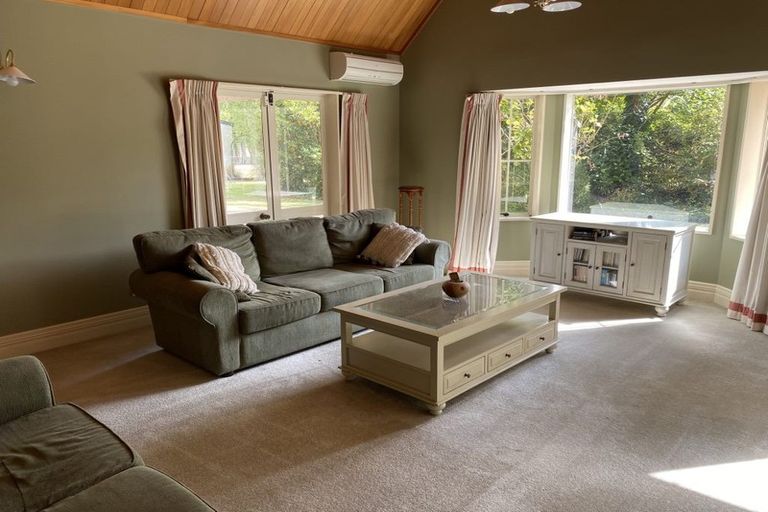 Photo of property in 426 Sawyers Arms Road, Harewood, Christchurch, 8051