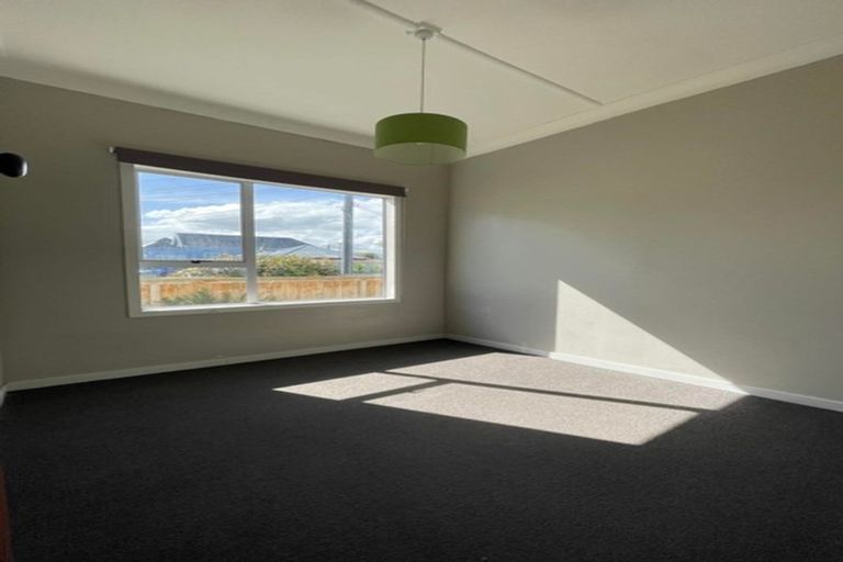 Photo of property in 9 Hargest Crescent, Saint Kilda, Dunedin, 9012