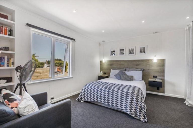 Photo of property in 22 Buchanan Road, Kingseat, Papakura, 2580