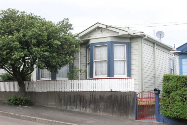 Photo of property in 3 Stirling Street, Berhampore, Wellington, 6023
