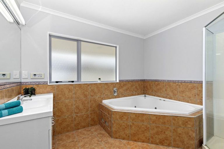 Photo of property in 18a Tawai Street, Trentham, Upper Hutt, 5018