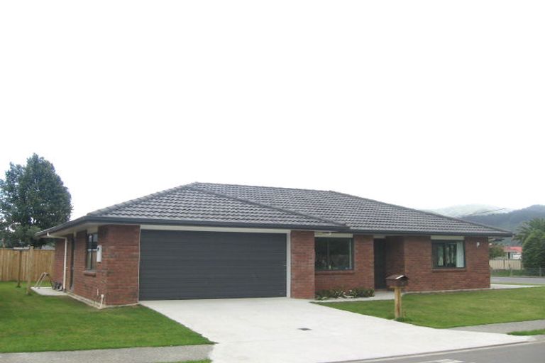 Photo of property in 2 Banksiana Street, Trentham, Upper Hutt, 5018