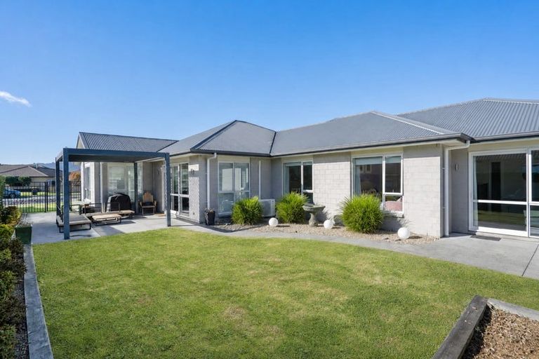 Photo of property in 5 Carnation Court, Cambridge, 3434