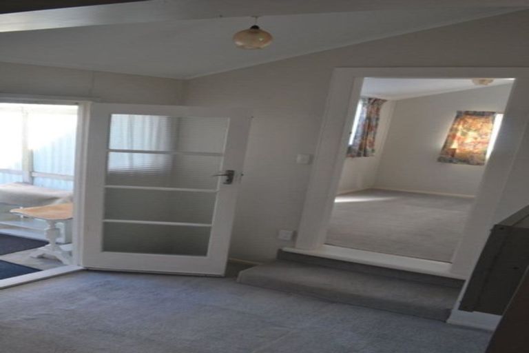 Photo of property in 15 Collins Street, Petone, Lower Hutt, 5012