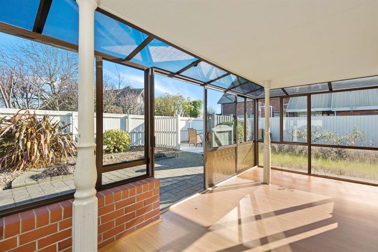 Photo of property in 15 Ridder Place, Halswell, Christchurch, 8025