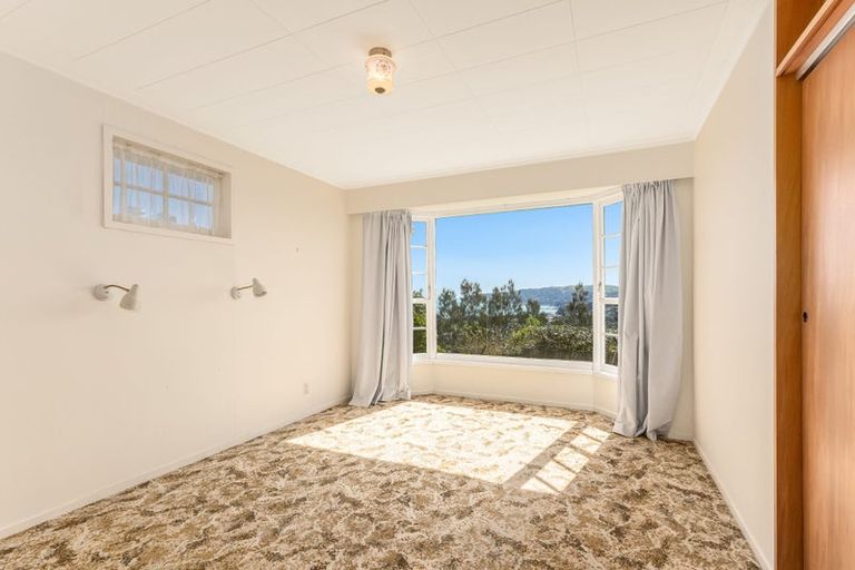 Photo of property in 45 Kahu Road, Paremata, Porirua, 5024