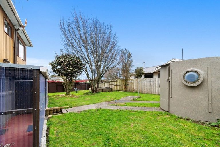Photo of property in 12 Waimate Crescent, Tokoroa, 3420