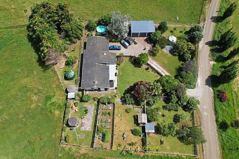 Photo of property in 52 Gallie Branch Road, Matakohe, 0594