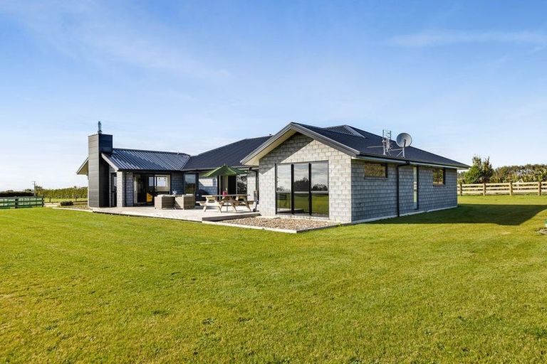 Photo of property in 108 Flint Road, Stratford, 4332