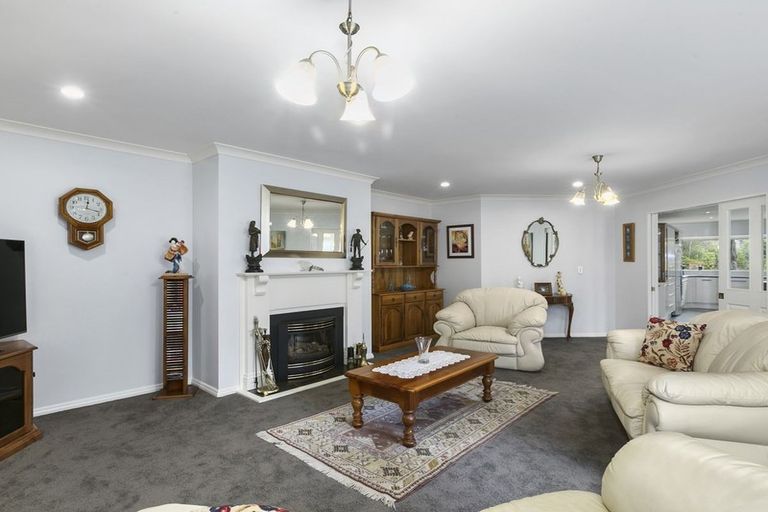 Photo of property in 2 Freeman Close, Abbotsford, Dunedin, 9018