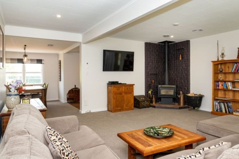 Photo of property in 198 School Road, Clive, 4102