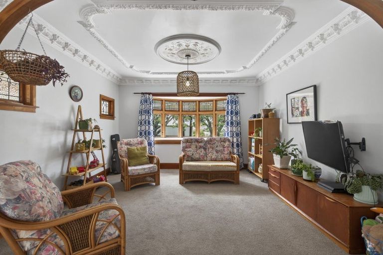 Photo of property in 48 Maire Street, Inglewood, 4330