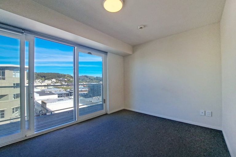 Photo of property in The Peak Apartments, 906/170 Taranaki Street, Te Aro, Wellington, 6011