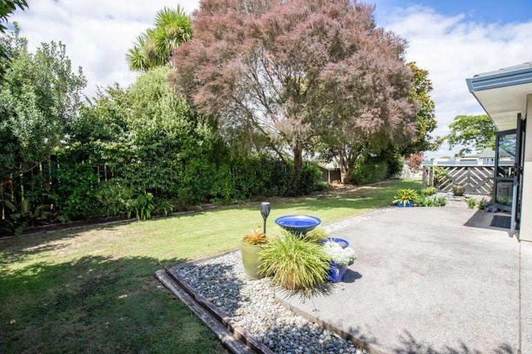 Photo of property in 1 Harris Place, Ngatea, 3503