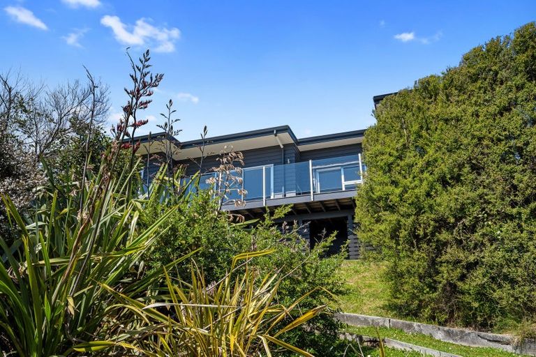 Photo of property in 8 Mana Heights, Marybank, Nelson, 7010