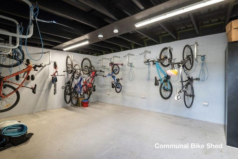 Photo of property in 109/165 Lake Road, Northcote, Auckland, 0627