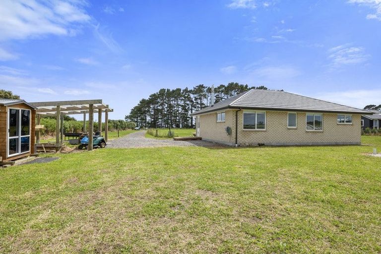 Photo of property in 94 Mirikau Road, Warea, New Plymouth, 4381
