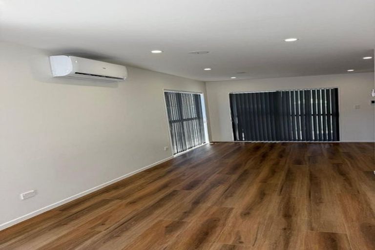 Photo of property in 124a Buckland Road, Mangere East, Auckland, 2024