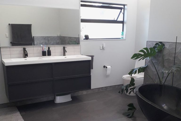 Photo of property in 17 Pumpkin Flat Road, Kuaotunu, Whitianga, 3592