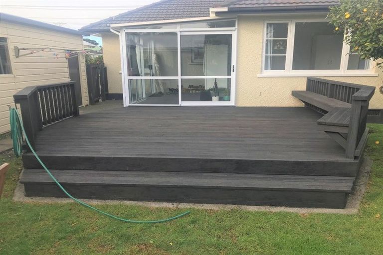 Photo of property in 33 Princes Street, Fitzroy, New Plymouth, 4312