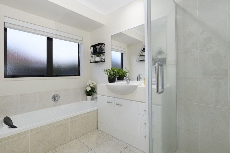 Photo of property in 16 Bermuda Drive, Papamoa Beach, Papamoa, 3118