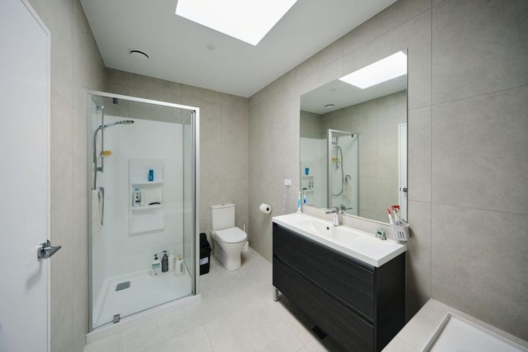 Photo of property in 104 Symes Drive, Red Beach, 0932