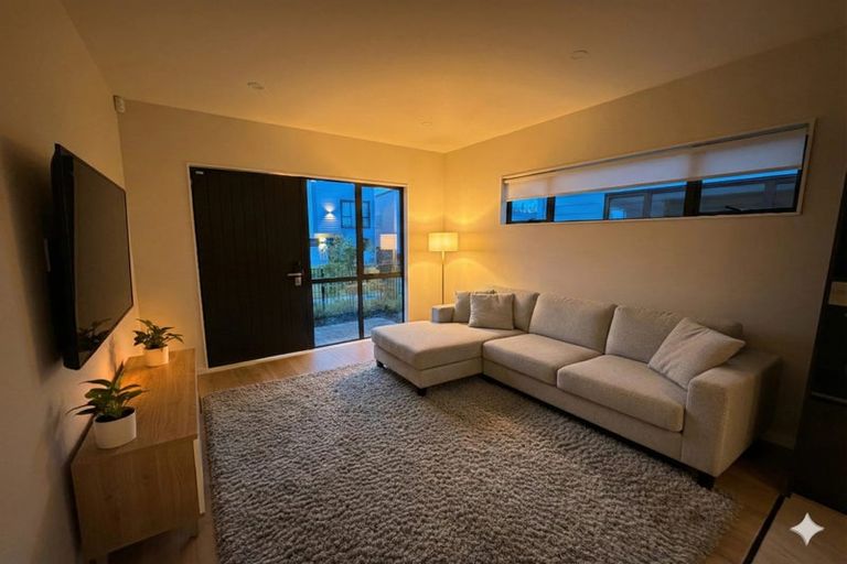 Photo of property in 13 Greenbrier Street, Westgate, 0814