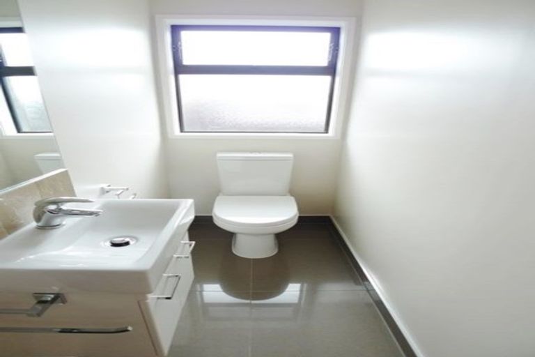 Photo of property in 68 Donovan Street, Blockhouse Bay, Auckland, 0600