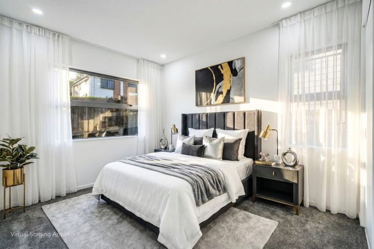 Photo of property in 74b Awaroa Road, Sunnyvale, Auckland, 0612