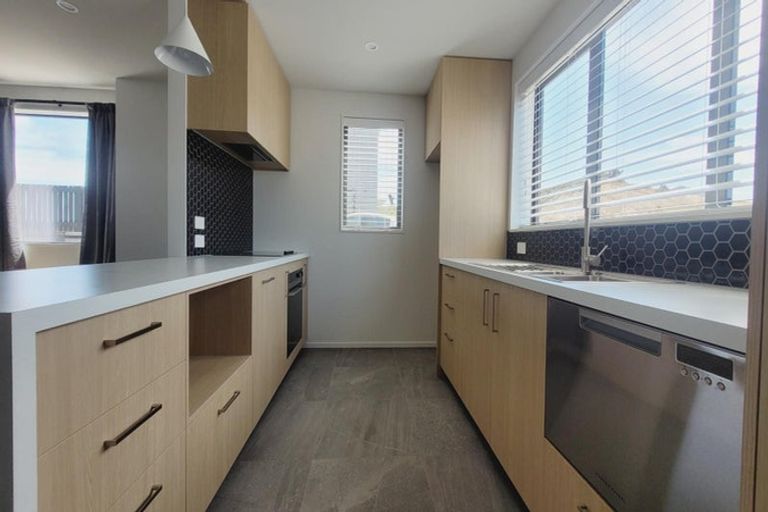 Photo of property in 54 Oakum Road, Whitby, 5024