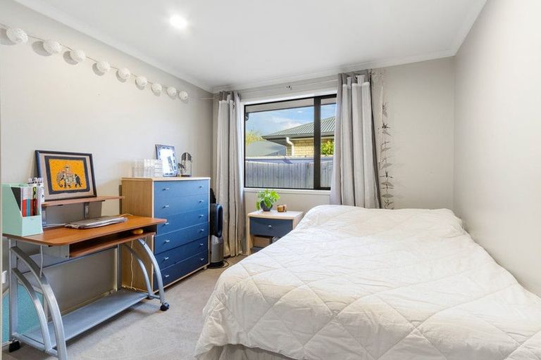 Photo of property in 14 Wiltshire Drive, Huntington, Hamilton, 3210