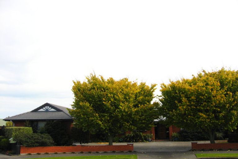 Photo of property in 9 Murfitt Place, Sockburn, Christchurch, 8042