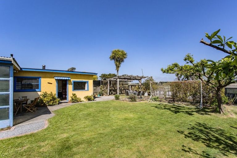 Photo of property in 81 Dunns Avenue, The Pines Beach, 7630