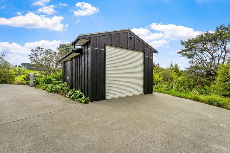 Photo of property in 14 Creek Street, Sandspit, Warkworth, 0982