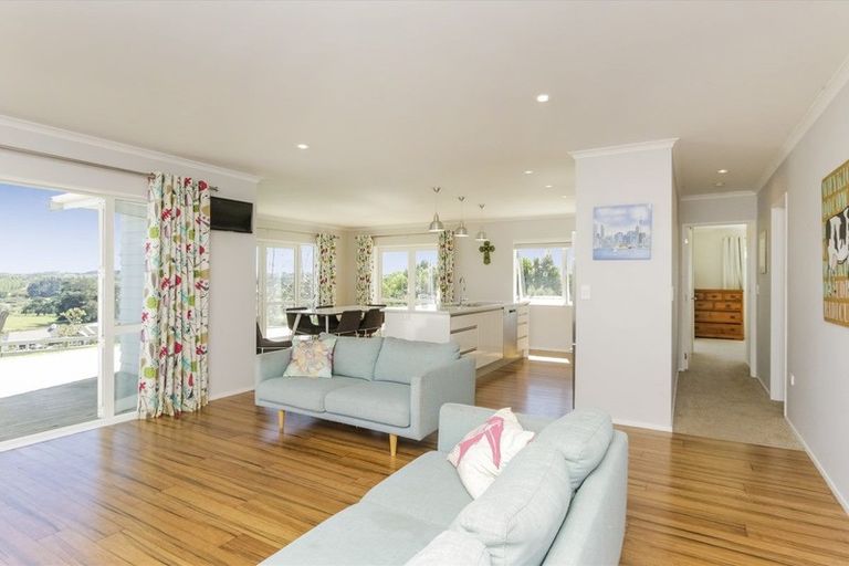 Photo of property in 59 Top Road, Dairy Flat, Albany, 0792