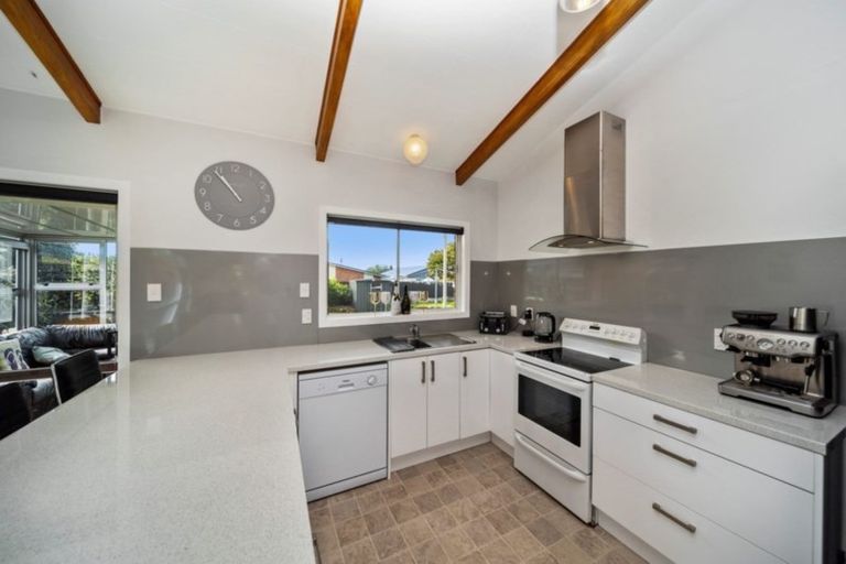 Photo of property in 36 Ariel Street, Stratford, 4332