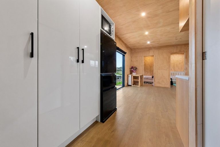 Photo of property in 4 Robins Way, Pokeno, 2471