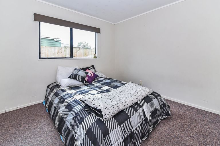 Photo of property in 2/16 Boundary Road, Opaheke, Papakura, 2113