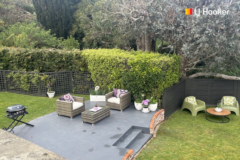 Photo of property in 136 Larnach Road, Waverley, Dunedin, 9013