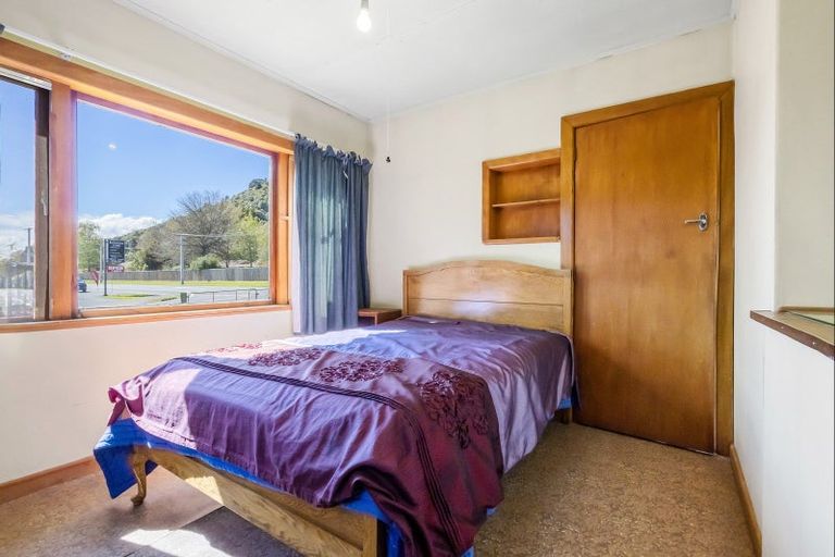 Photo of property in 1 Parekarangaranga Street, Motuoapa, 3382