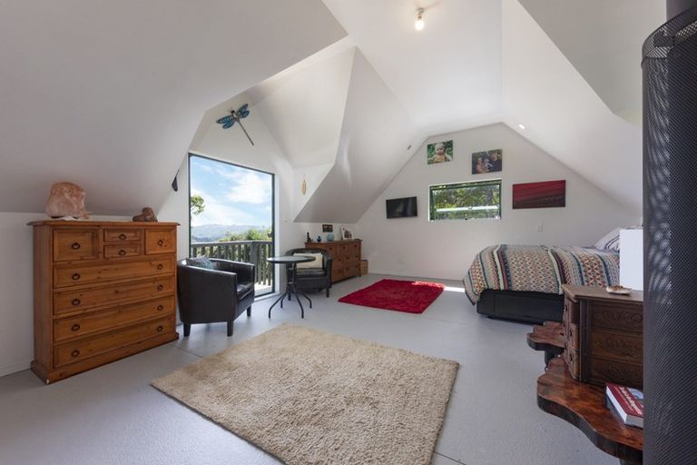 Photo of property in 121 Lone Kauri Road, Karekare, New Lynn, 0772
