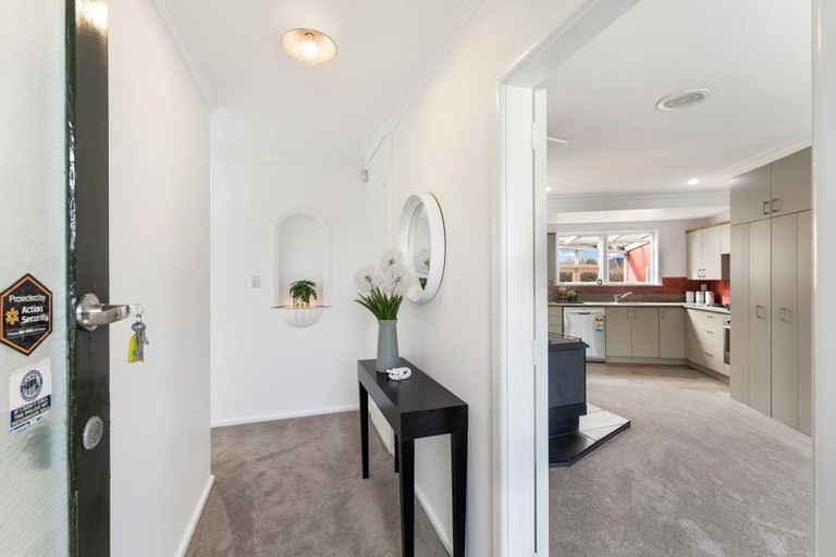 Photo of property in 90 Teesdale Street, Burnside, Christchurch, 8053