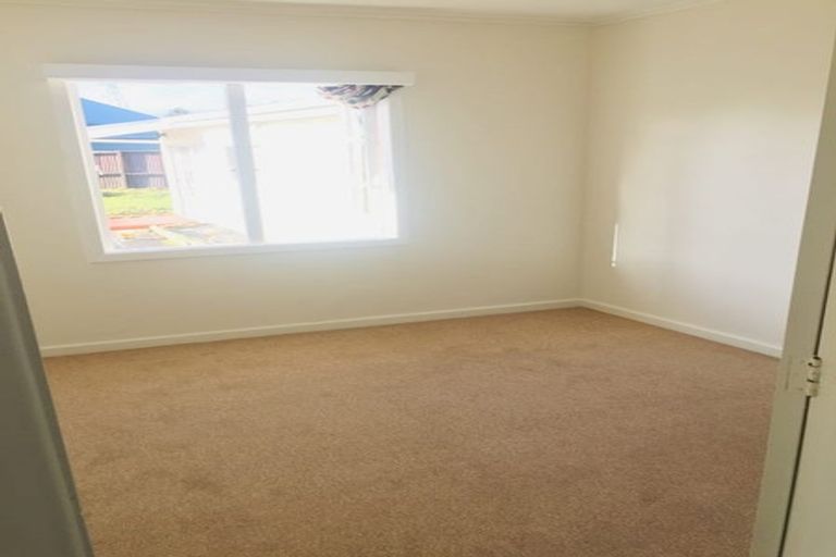 Photo of property in 1/11 Station Road, Takanini, 2112