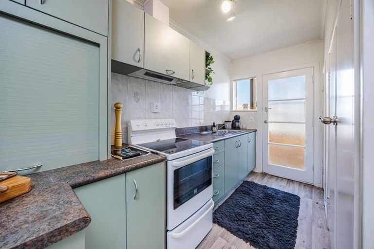 Photo of property in 4/6a View Road, Papakura, 2110