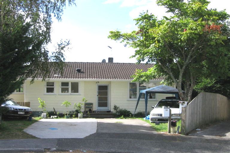 Photo of property in 14 Gemini Place, Beach Haven, Auckland, 0626