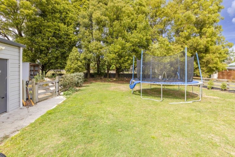 Photo of property in 20 Knorp Street, Otane, 4202